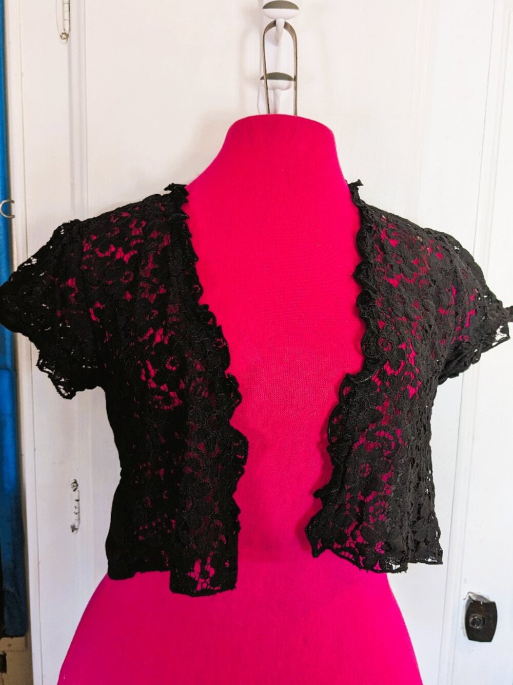 NOBO Open Front SS Lace Crop Jacket Sz L (11-13)